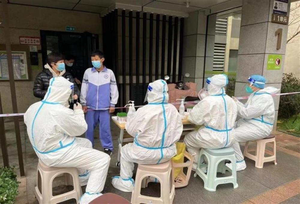 疫情防控 | 产发企管集团：助力疫情防控 践行责任担当